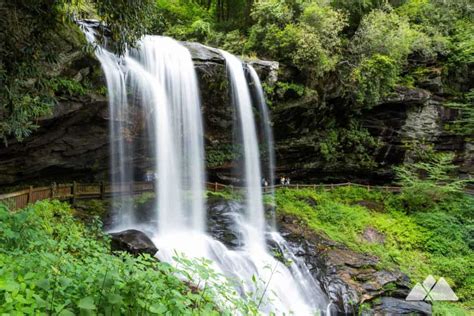 Waterfalls near Asheville, NC: our top 10 favorite hikes