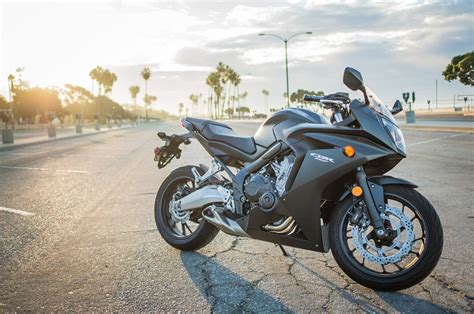 2015 Honda CBR650F review - RevZilla