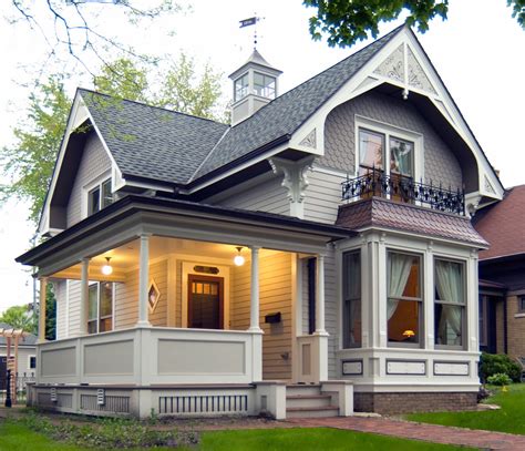 Victorian Cottage — Summit Design Group - Milwaukee