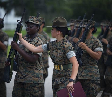 Will Marine Corps Recruit Depot San Diego have female drill instructors ...