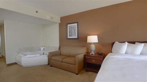 Ocean Front Rooms & Suites in Ocean City, MD | Grand Hotel