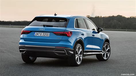 Audi Q3 | 2019MY (Color: Turbo Blue) | Rear Three-Quarter