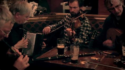 Dolan's pub (Limerick, Ireland) - Irish Traditional Music Session - YouTube