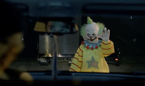 Fun KILLER KLOWNS FROM OUTER SPACE Short Film Made To Promote Halloween Horror Nights — GeekTyrant