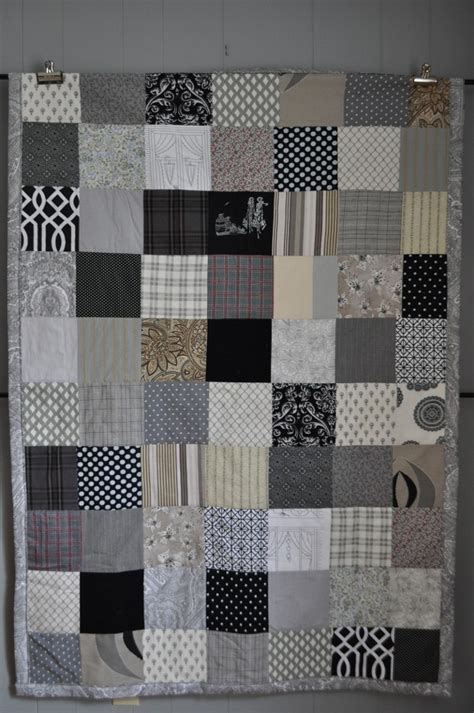 beautiful gray lap quilt -- cotton -- patchwork | Quilts, Grey quilt ...