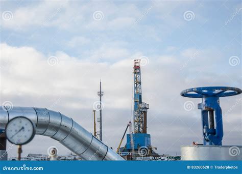 Extraction of Oil on the North Field. Stock Photo - Image of snow, polar: 83260628