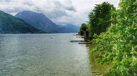 The most beautiful lakes in Salzkammergut - Austria • Ein Travel Girl