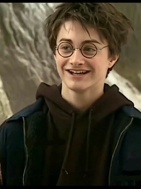 Harry potter smiling - CalamCassidi