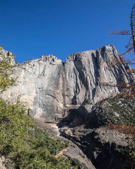 The El Capitan Hike - how to walk to the top of Yosemite's icon — Walk ...