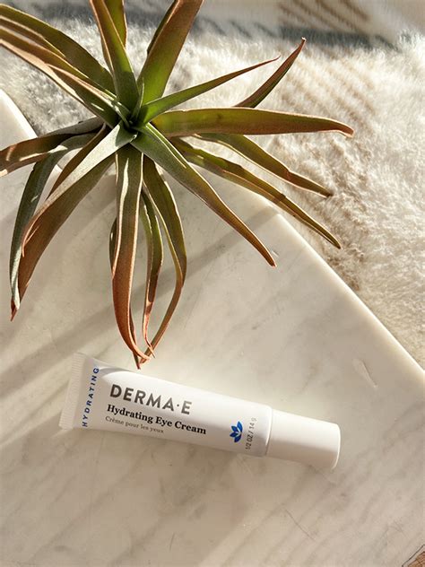 Drugstore Delight: Derma E Hydrating Eye Cream - Solo Lisa