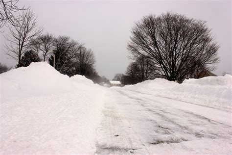 Fun Things Kids Can Do In A Snowstorm