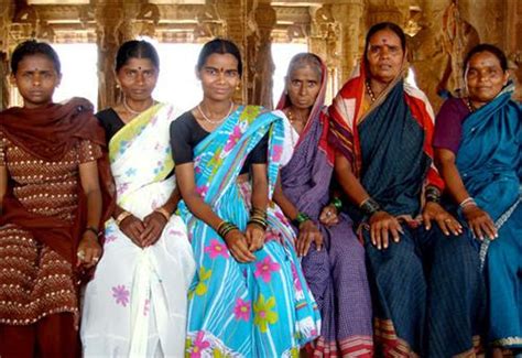 What Is The Traditional Dress Of Karnataka | 5 Reasons Why People Like ...