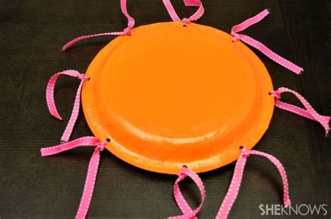 DIY kid's tambourine craft