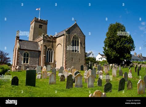 Stoke gabriel church hi-res stock photography and images - Alamy