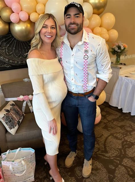 'Bachelor' Alum Shanae Ankney Celebrates Baby Shower