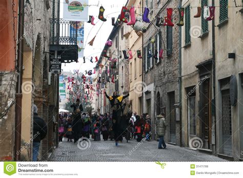 Happy parade editorial photo. Image of holidays, women - 31471766