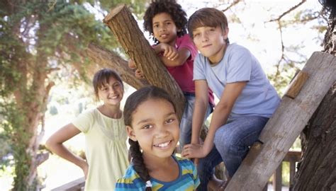 Is a 10-Year-Old a Tween? What To Expect & Parenting Tips