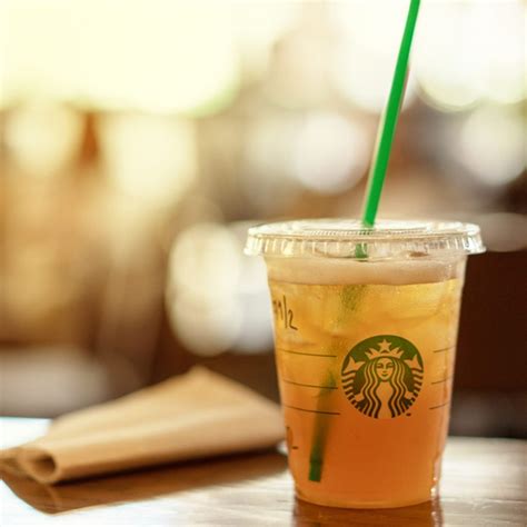 11 Surprisingly Healthy Starbucks Drinks | Taste of Home