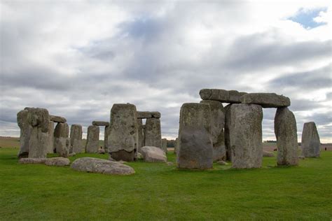 Stonehenge, Avebury and Associated Sites | World Heritage Sites