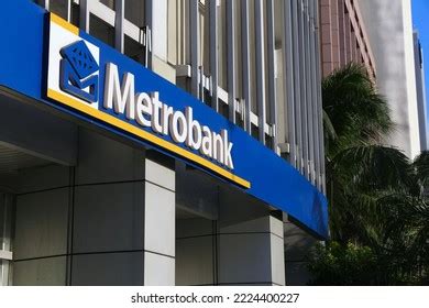 Manila Philippines November 28 2017 Metrobank Stock Photo 2224400227 | Shutterstock