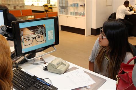 Picking the perfect eyeglasses at LensCrafters - nitrolicious.com