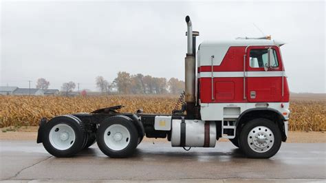 1976 White Freightliner FLA 8664T Truck for Sale at Auction - Mecum ...