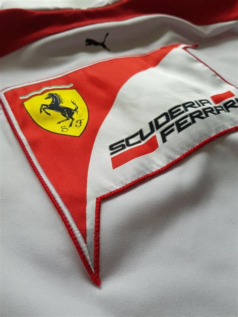 Ferrari - Formula One - Team wear - Catawiki