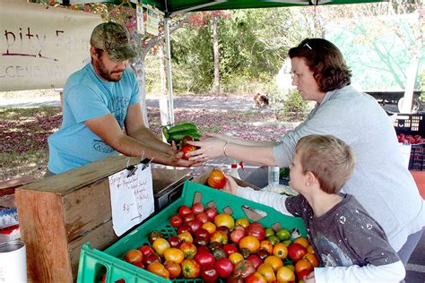 Port Townsend Farmers Market opening postponed | Peninsula Daily News