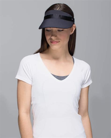 fast paced run visor | women's headwear & scarves | lululemon athletica ...