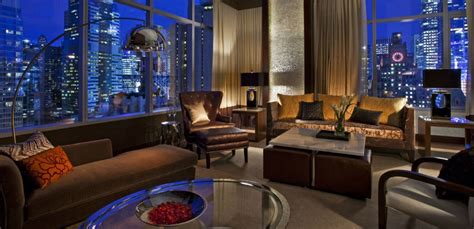 Mayor Helps Unveil InterContinental in Times Square | ShermansTravel