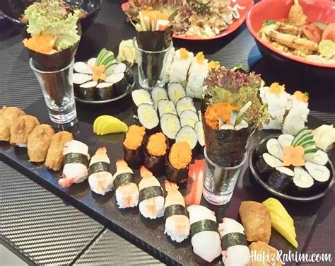 Koleksi Kekinian Hiasan Makanan Sushi