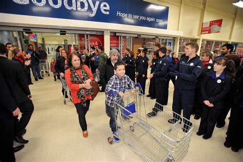 £50m Stourbridge Tesco opens after year of work | Express & Star