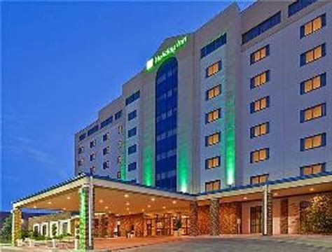 Holiday Inn Rapid City-Rushmore Plaza (SD) 2017 Hotel Review - Family Vacation Critic