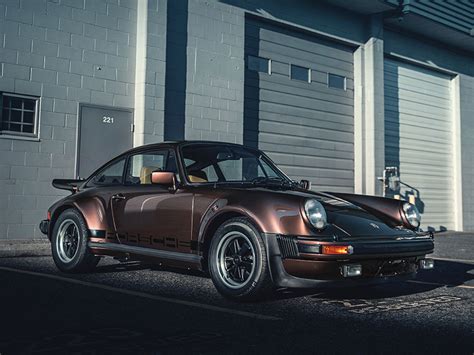 Porsche 911 Turbo - 1975