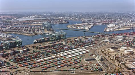 Port of Los Angeles makes strong start to 2021 - Port Technology ...