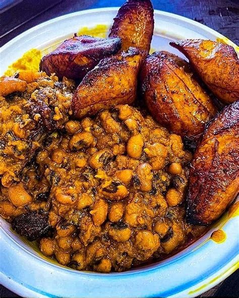 @ghanapeople on Instagram: “Beans Stew & Fried Plantain (Red Red) Ghanaian beans stew normally ...