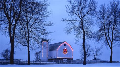 Christmas lights on a barn wallpaper - World wallpapers - #50300