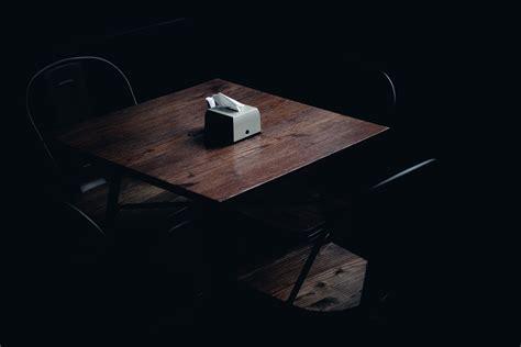 Fotos gratis : ligero, oscuridad, negro, mueble, iluminación, mesa de café, forma 4896x3264 ...