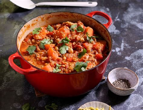 Moroccan Spiced Carrot & Chickpea Stew Recipe | Abel & Cole