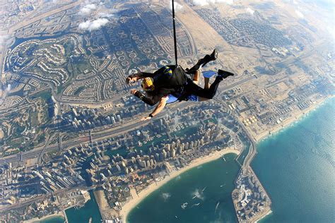 Skydive Dubai | Prices & Places - Solo, Tandem & Indoor Skydiving in UAE