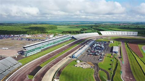 Rockingham Speedway (UK) The Final Curtain Falls - YouTube