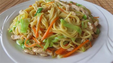 chicken chow mein crispy noodles