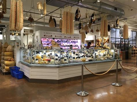 Chicago, IL Edition: Eataly - Candace Lately