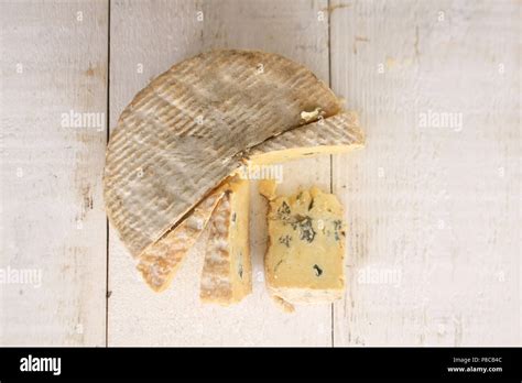 English blue cheese Stock Photo - Alamy