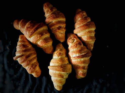 Croissant - Baguette Bake