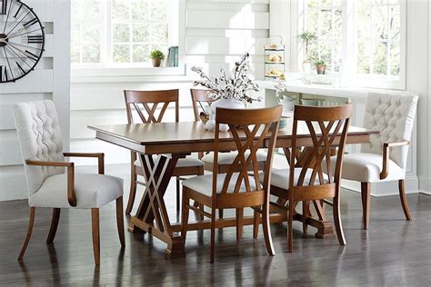 Shop the look - Amish Heyerly Dining Set