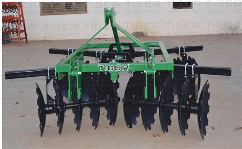 Farm Equipment Disc Harrow at Rs 95000/unit | Harrow Discs, Harrow ...