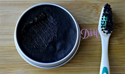 How to Make Homemade Charcoal Toothpaste? | DIY Cosmetics