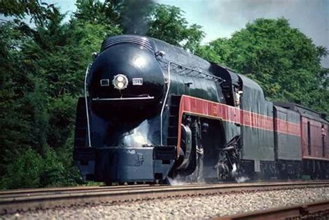 N&W 611. | Steam trains photography, Steam engine trains, Train tracks