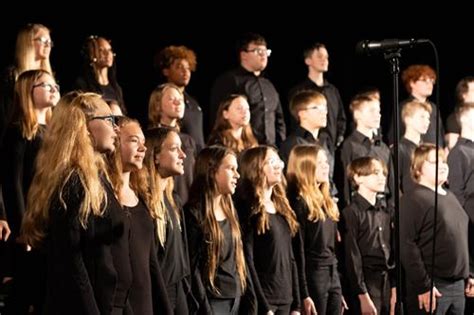 The High School Choir takes the stage - Hornell City School District